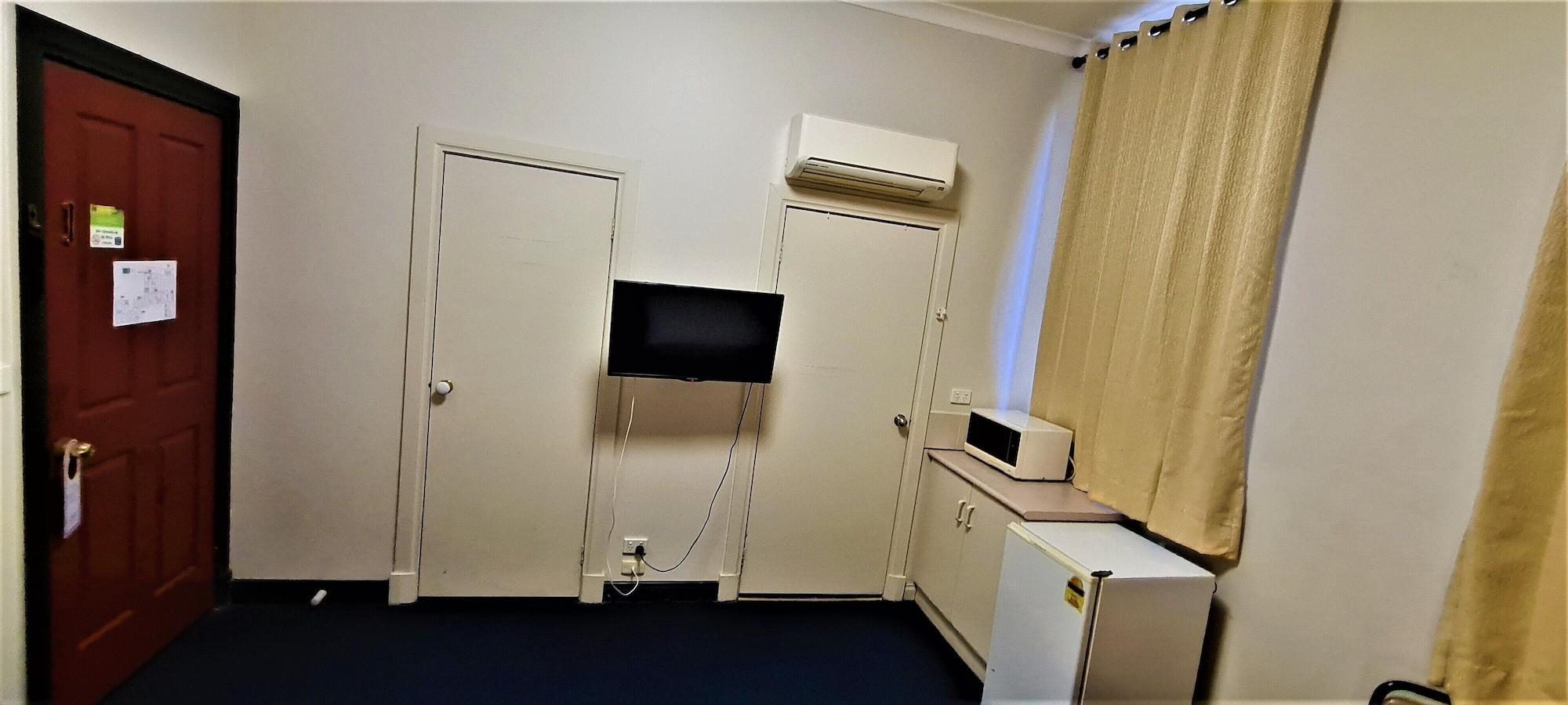 Brunswick Tower Hotel Мелбърн Екстериор снимка