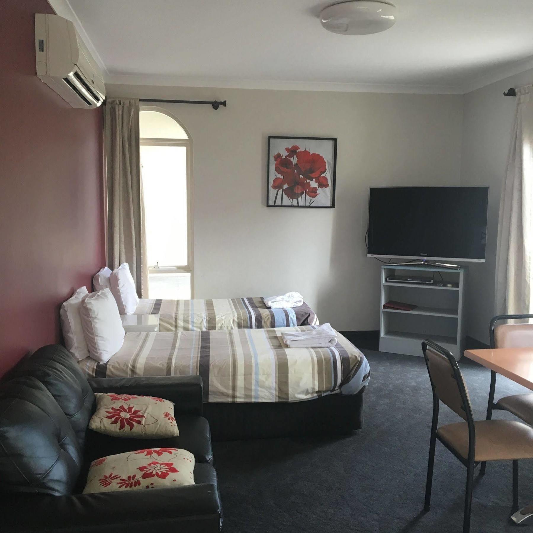 Brunswick Tower Hotel Мелбърн Екстериор снимка
