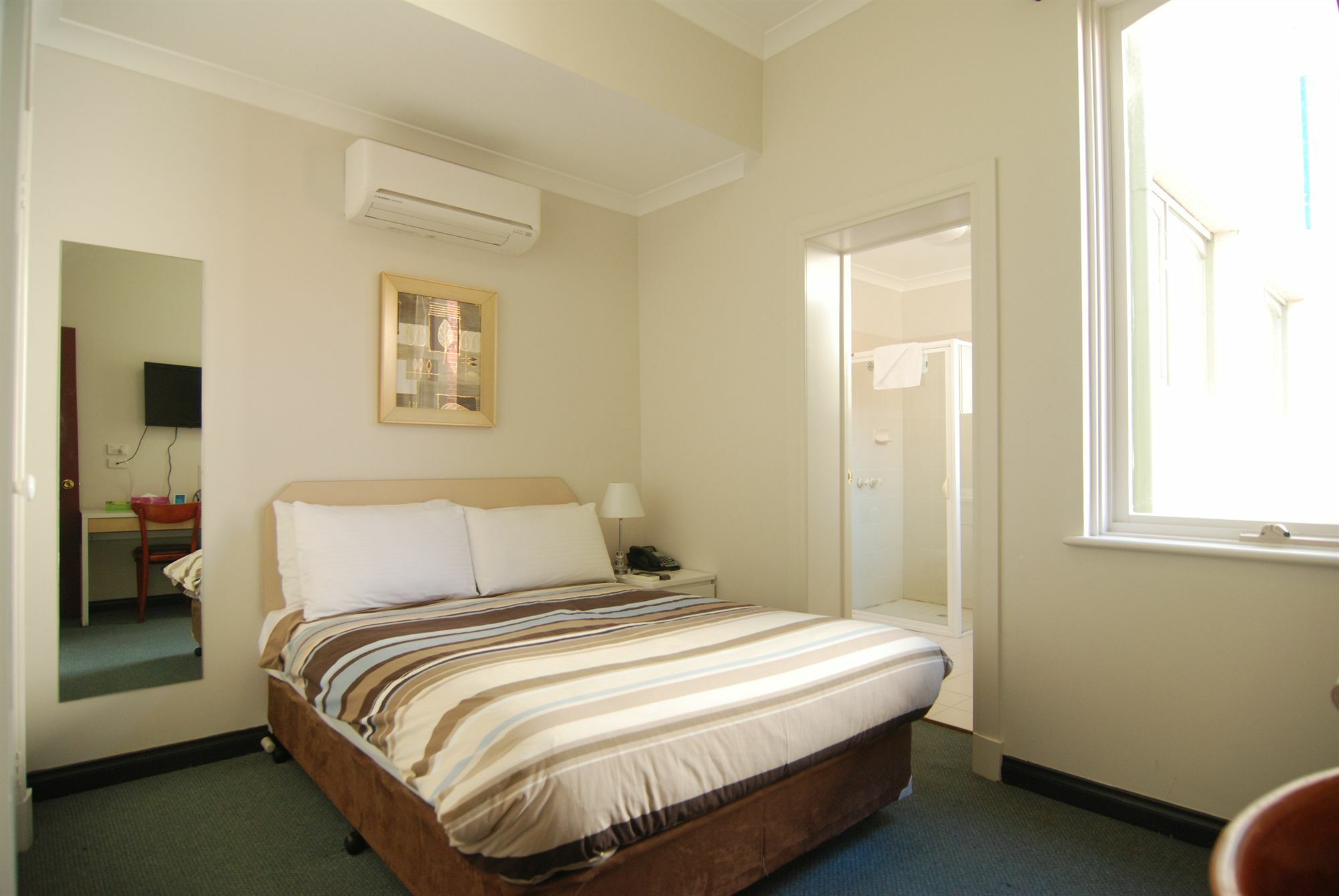 Brunswick Tower Hotel Мелбърн Екстериор снимка