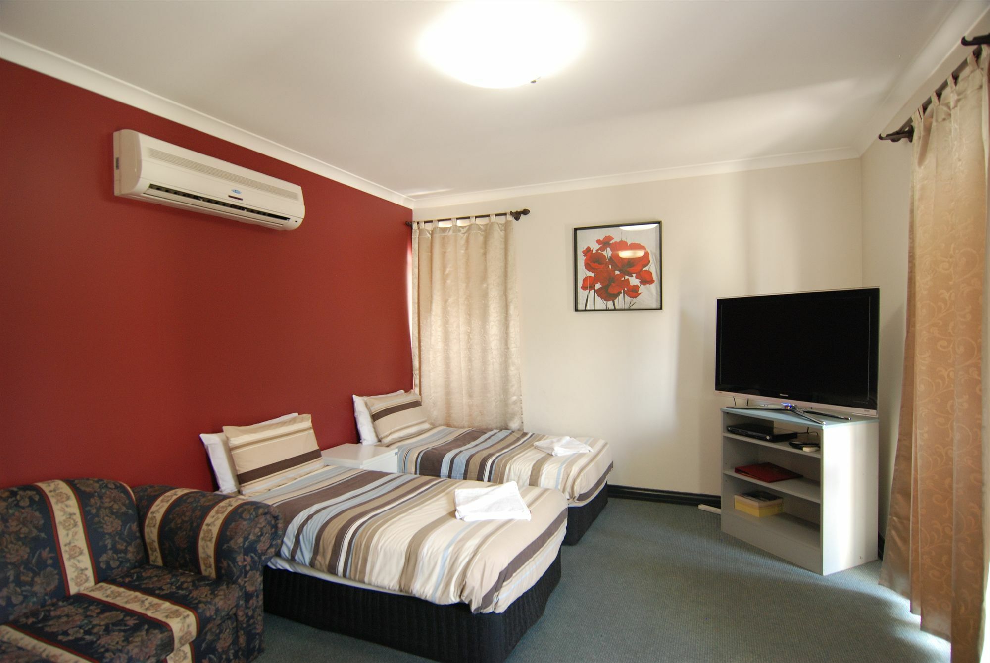 Brunswick Tower Hotel Мелбърн Екстериор снимка