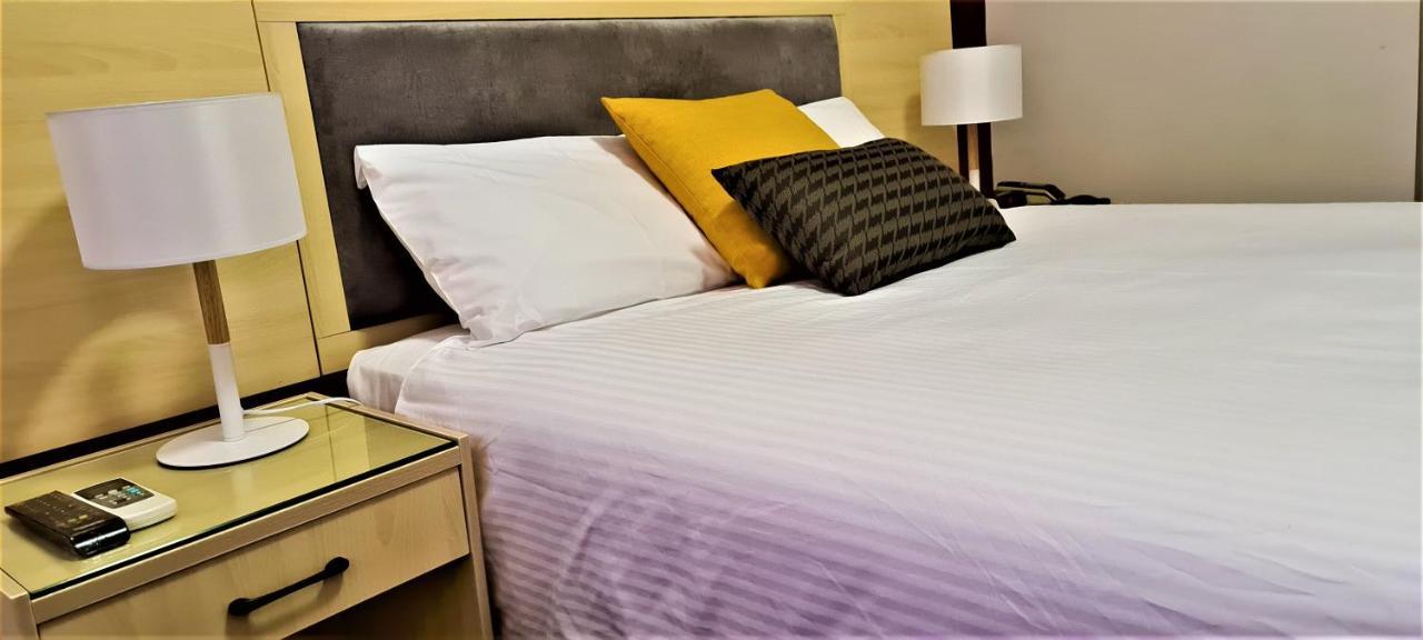 Brunswick Tower Hotel Мелбърн Екстериор снимка